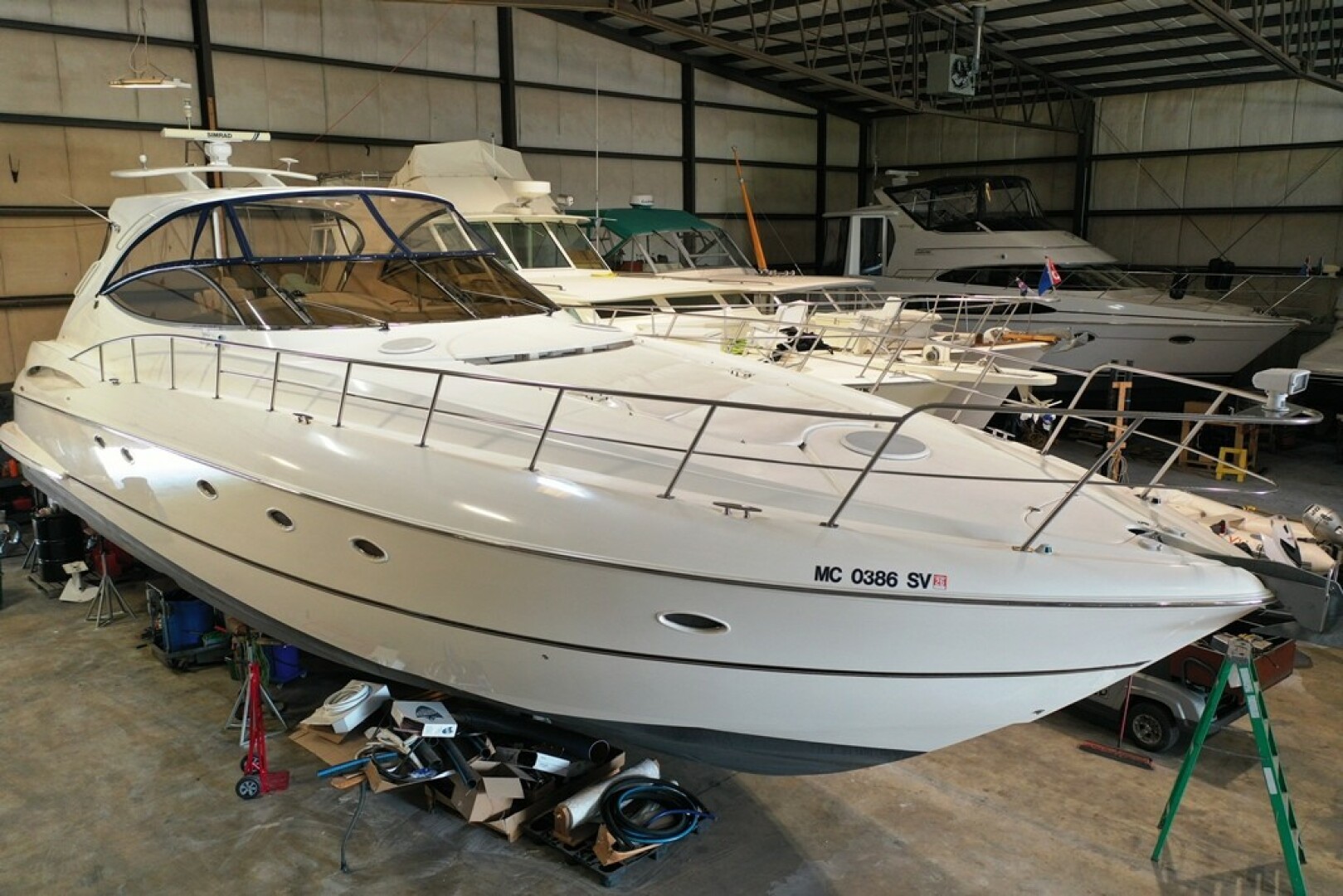 Slide: The Image of Cruisers Yachts 540 Express 2004 - 5335345