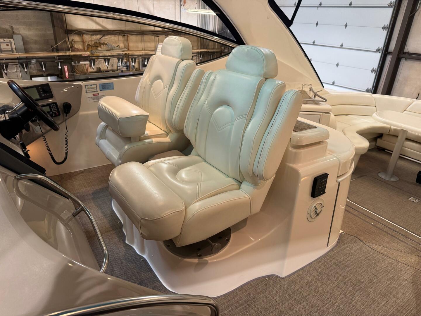 Slide: The Image of Cruisers Yachts 540 Express 2004 - 5335373