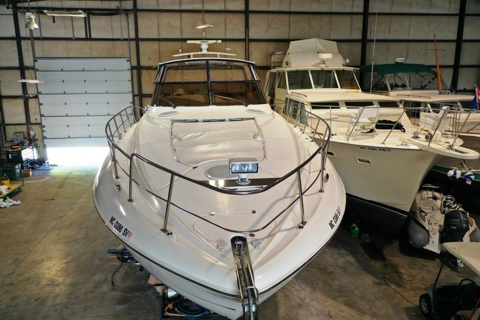 Slide: The Image of Cruisers Yachts 540 Express 2004 - 5335383