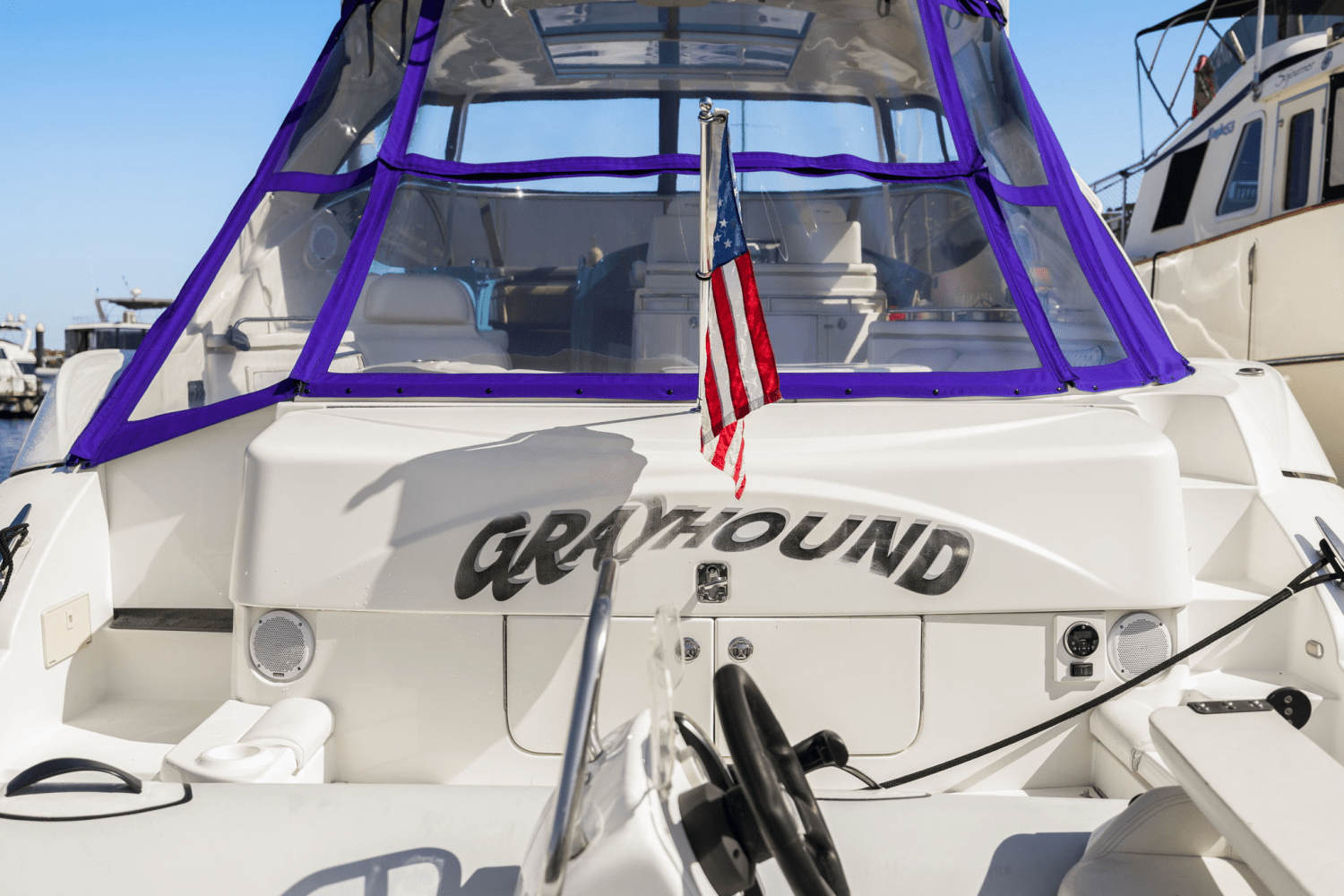 Slide: The Image of Cruisers Yachts 540 EXPRESS 2005 - 17