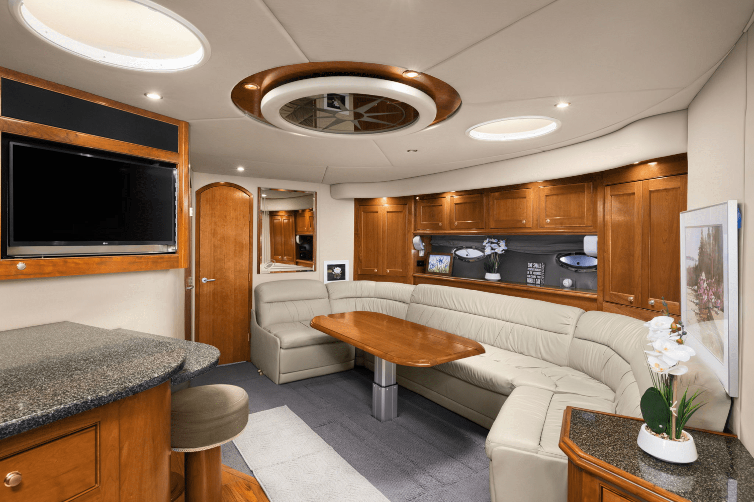 Slide: The Image of Cruisers Yachts 540 EXPRESS 2005 - 2