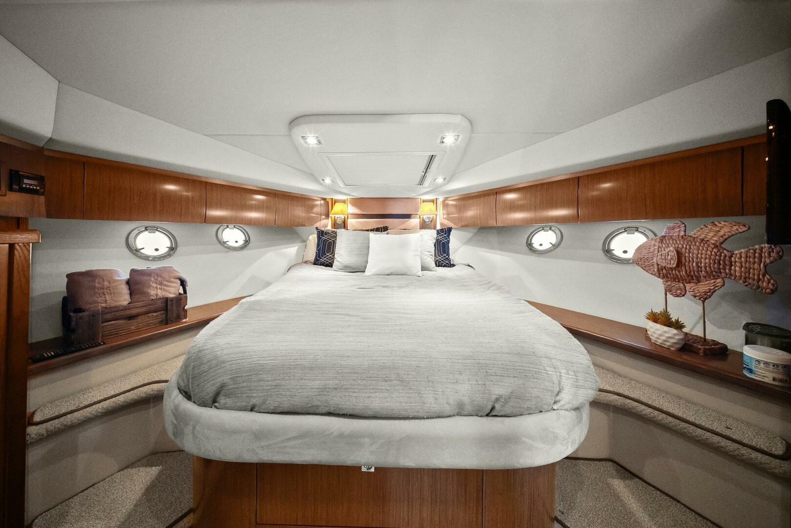 Slide: The Image of 2014 Cruisers Yachts 540 Sport Coupe - Stateroom - 5342394