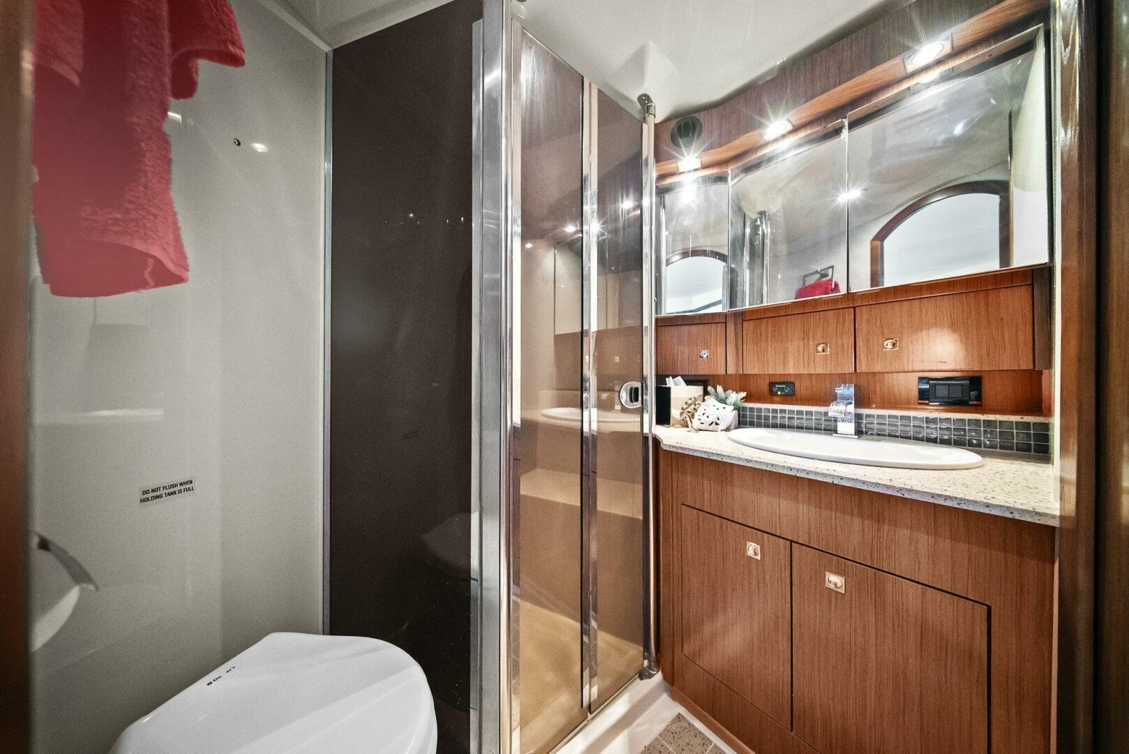 Slide: The Image of 2014 Cruisers Yachts 540 Sport Coupe - 5342423