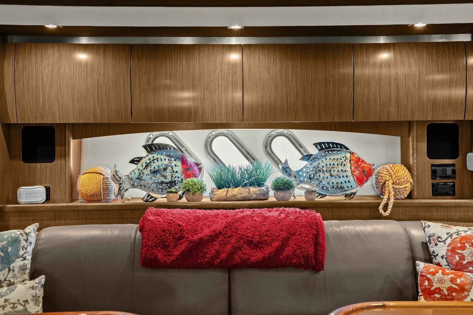 Slide: The Image of 2014 Cruisers Yachts 540 Sport Coupe - 5342430