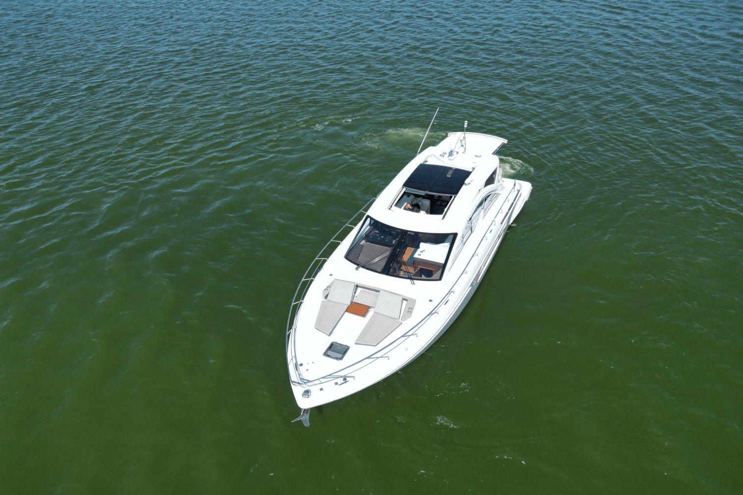 Slide: The Image of Cruisers Yachts 54 CANTIUS 2022 - 21