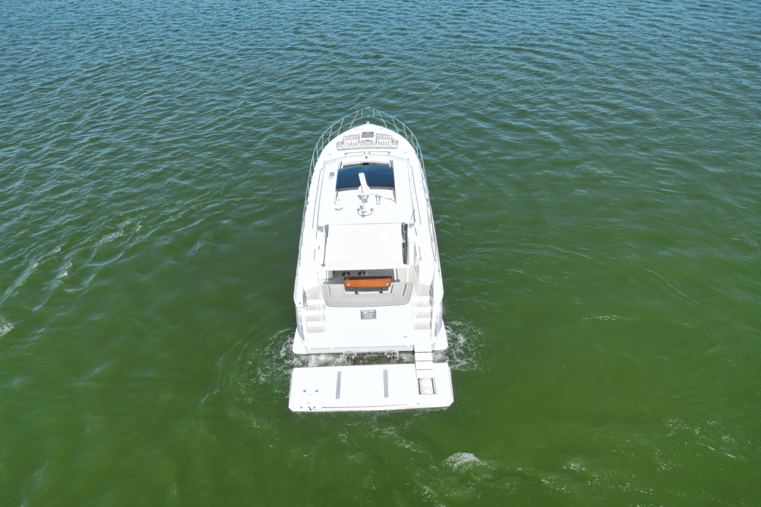 Slide: The Image of Cruisers Yachts 54 CANTIUS 2022 - 25