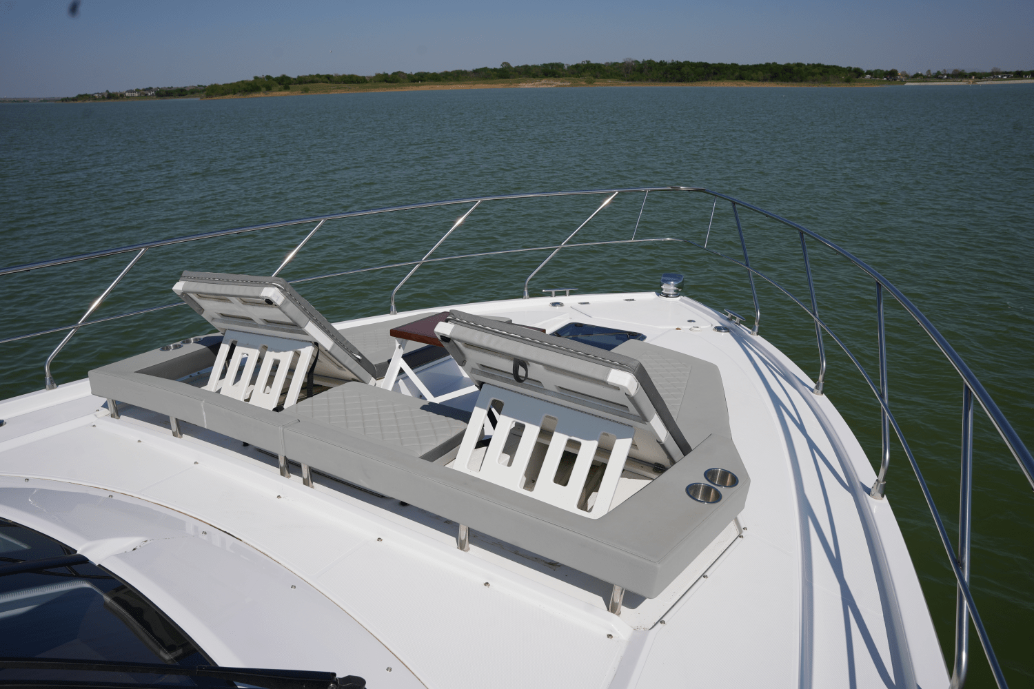 Slide: The Image of Cruisers Yachts 54 CANTIUS 2022 - 29