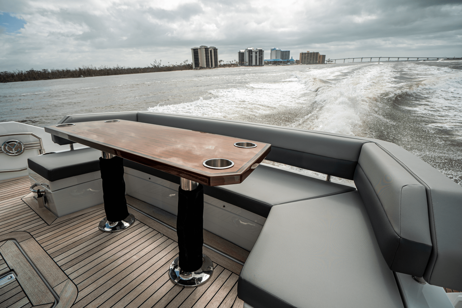 Slide: The Image of Cruisers Yachts 54 CANTIUS 2022 - 3