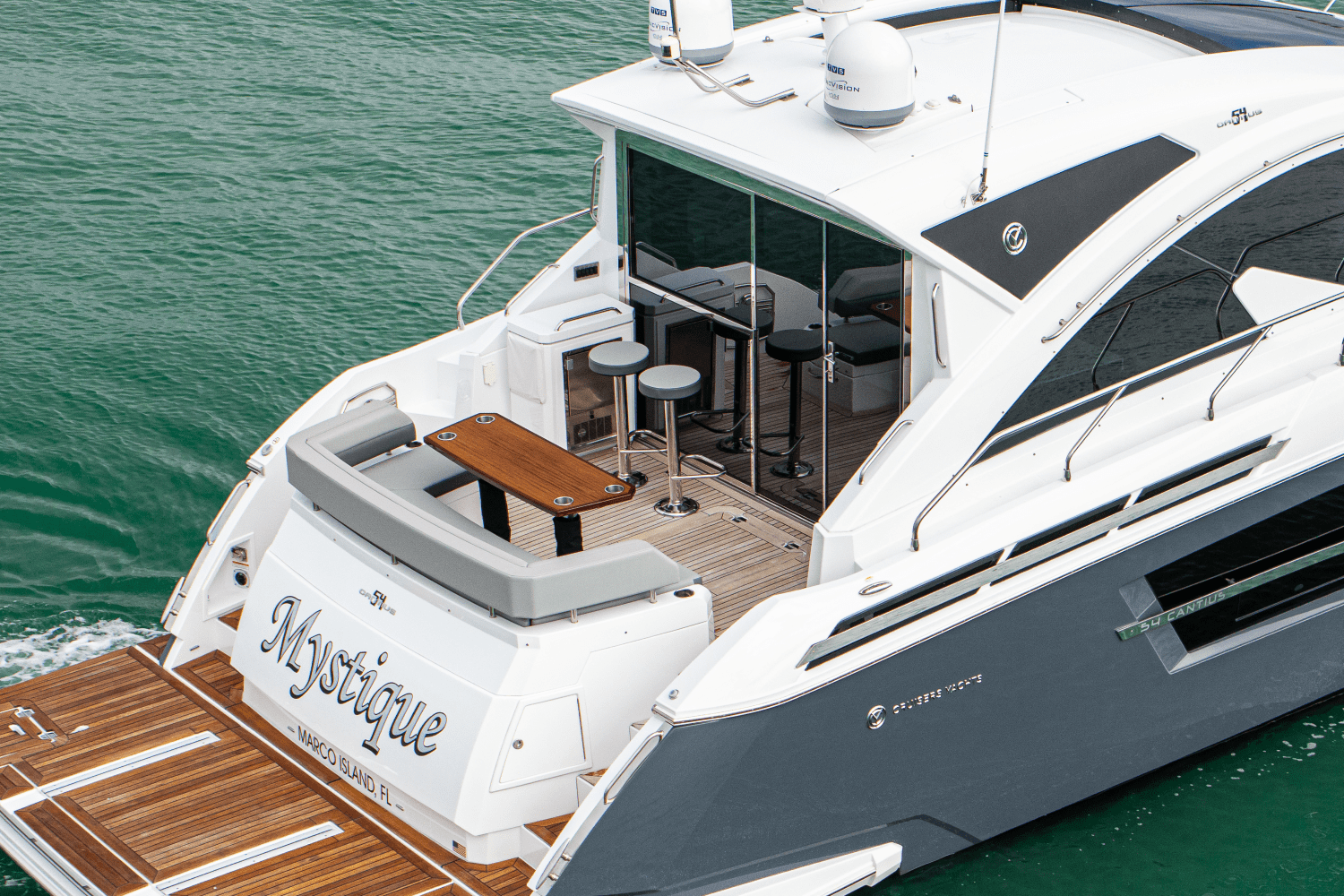 Slide: The Image of Cruisers Yachts 54 CANTIUS 2022 - 57