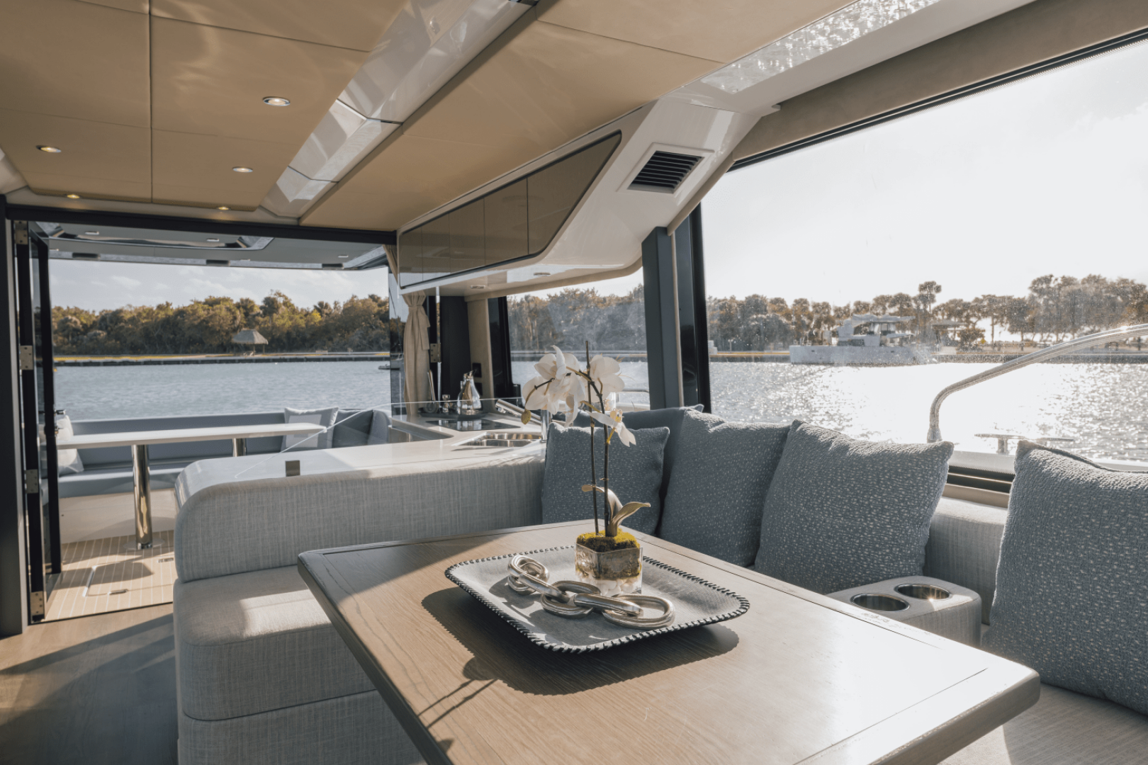 Slide: The Image of Cruisers Yachts 57 Fly 2025 - 4958424