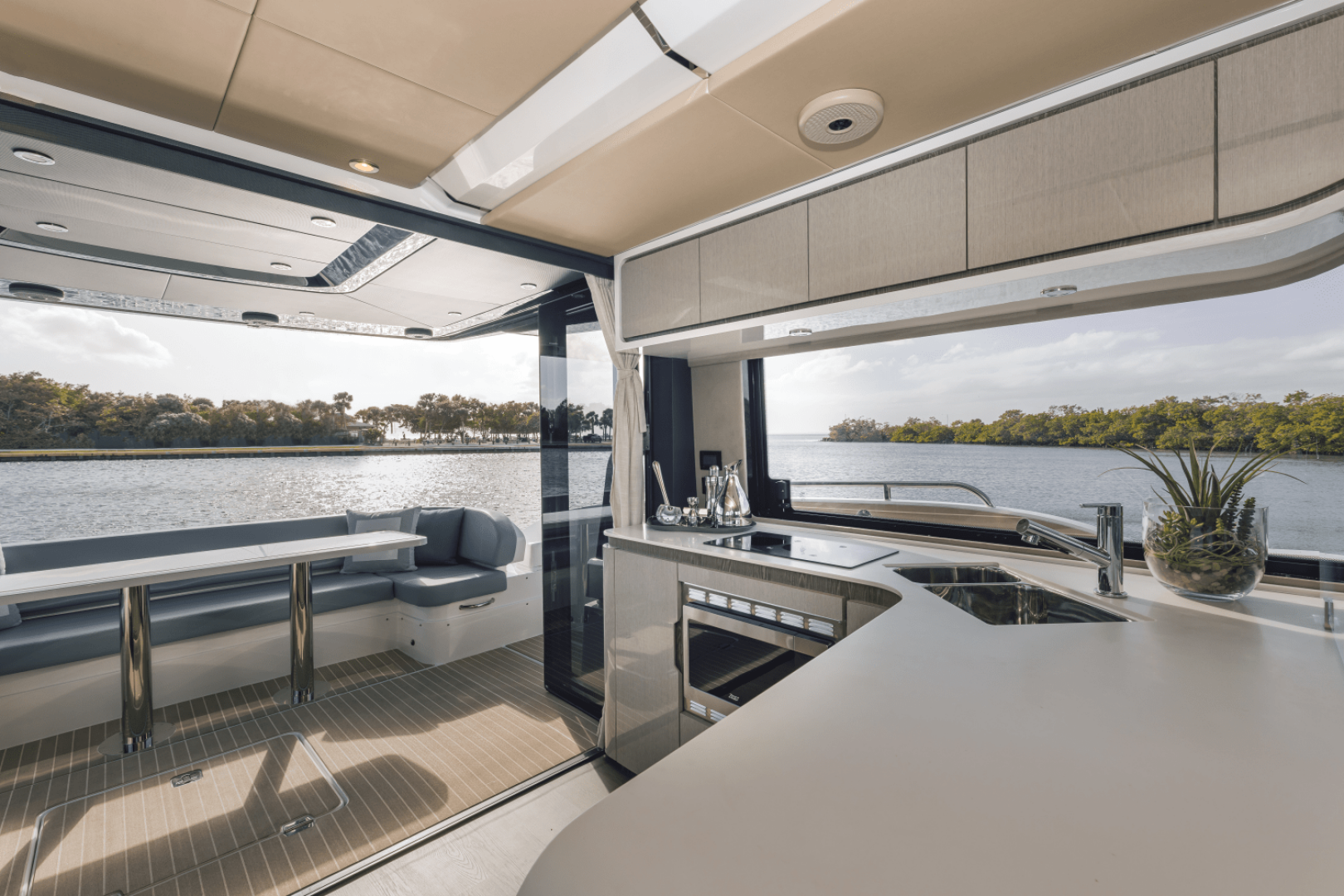 Slide: The Image of Cruisers Yachts 57 Fly 2025 - 4958429