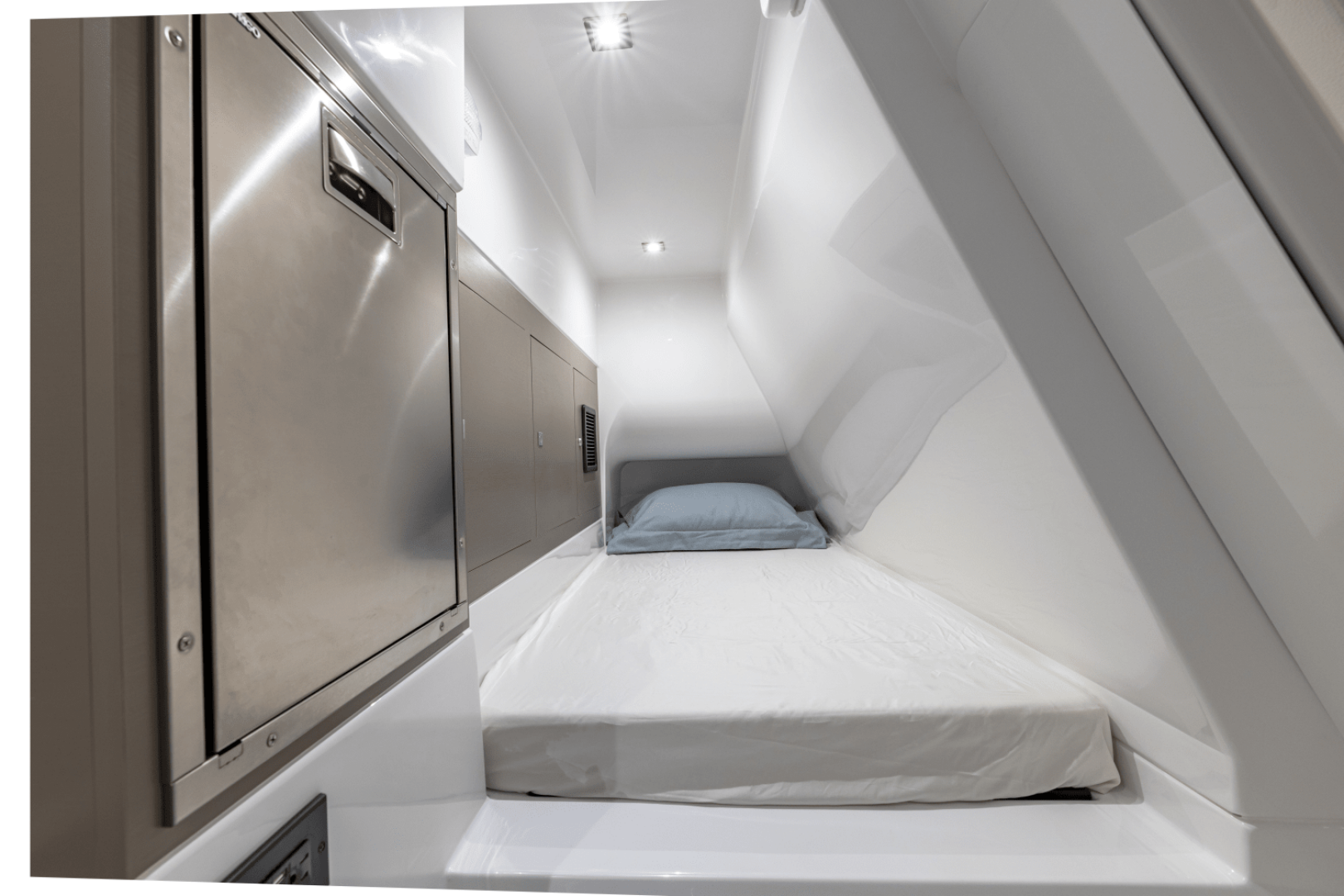 Slide: The Image of Cruisers Yachts 57 Fly 2025 - 4958446