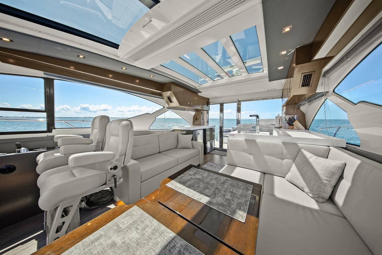 Slide: The Image of 2021 Cruiser Yachts 60 Cantius - Salon - 5432262