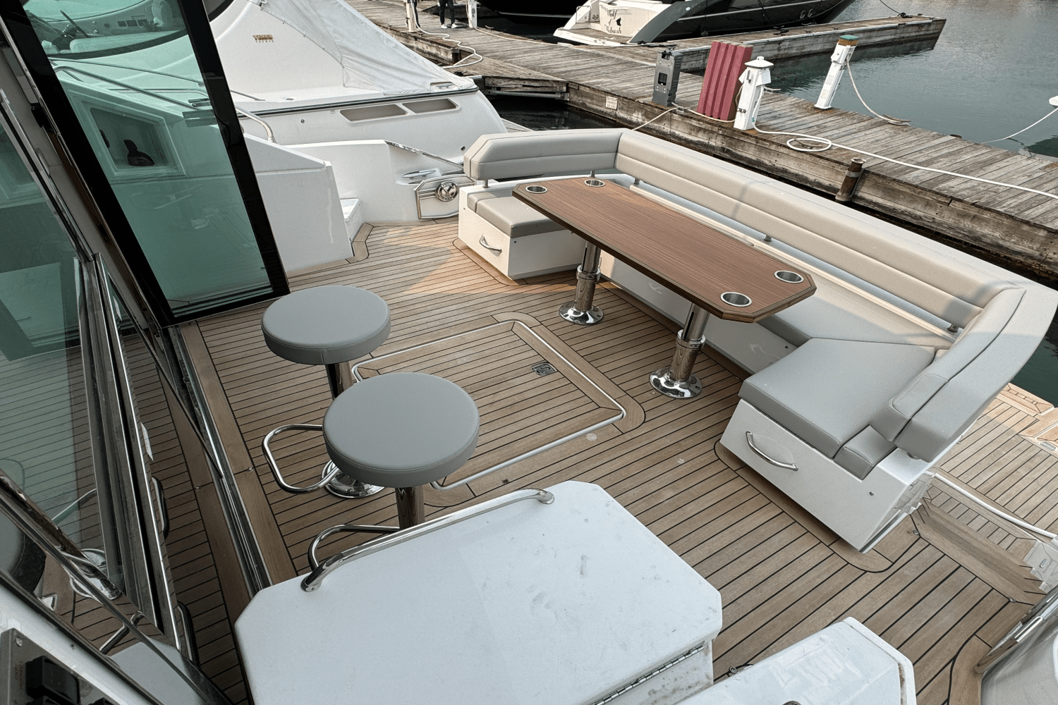 Slide: The Image of Cruisers Yachts 60 CANTIUS 2025 - 10
