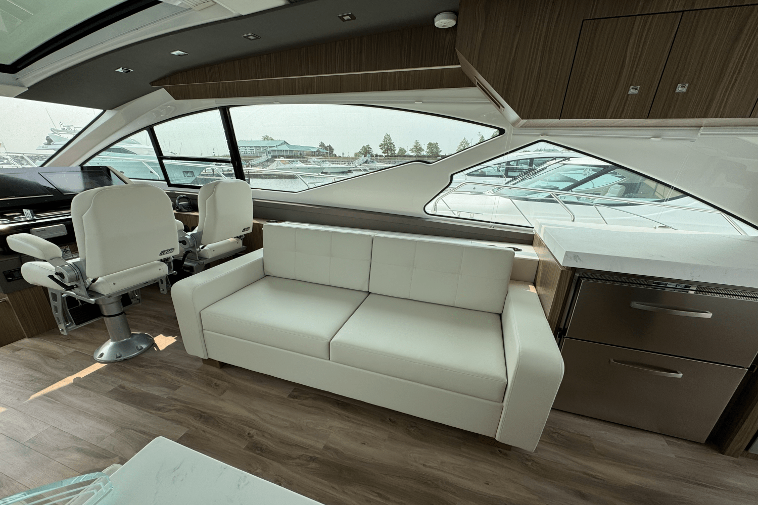 Slide: The Image of Cruisers Yachts 60 CANTIUS 2025 - 16