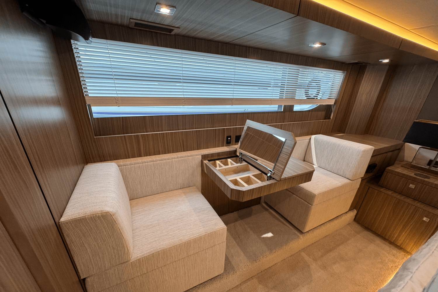 Slide: The Image of Cruisers Yachts 60 CANTIUS 2025 - 36