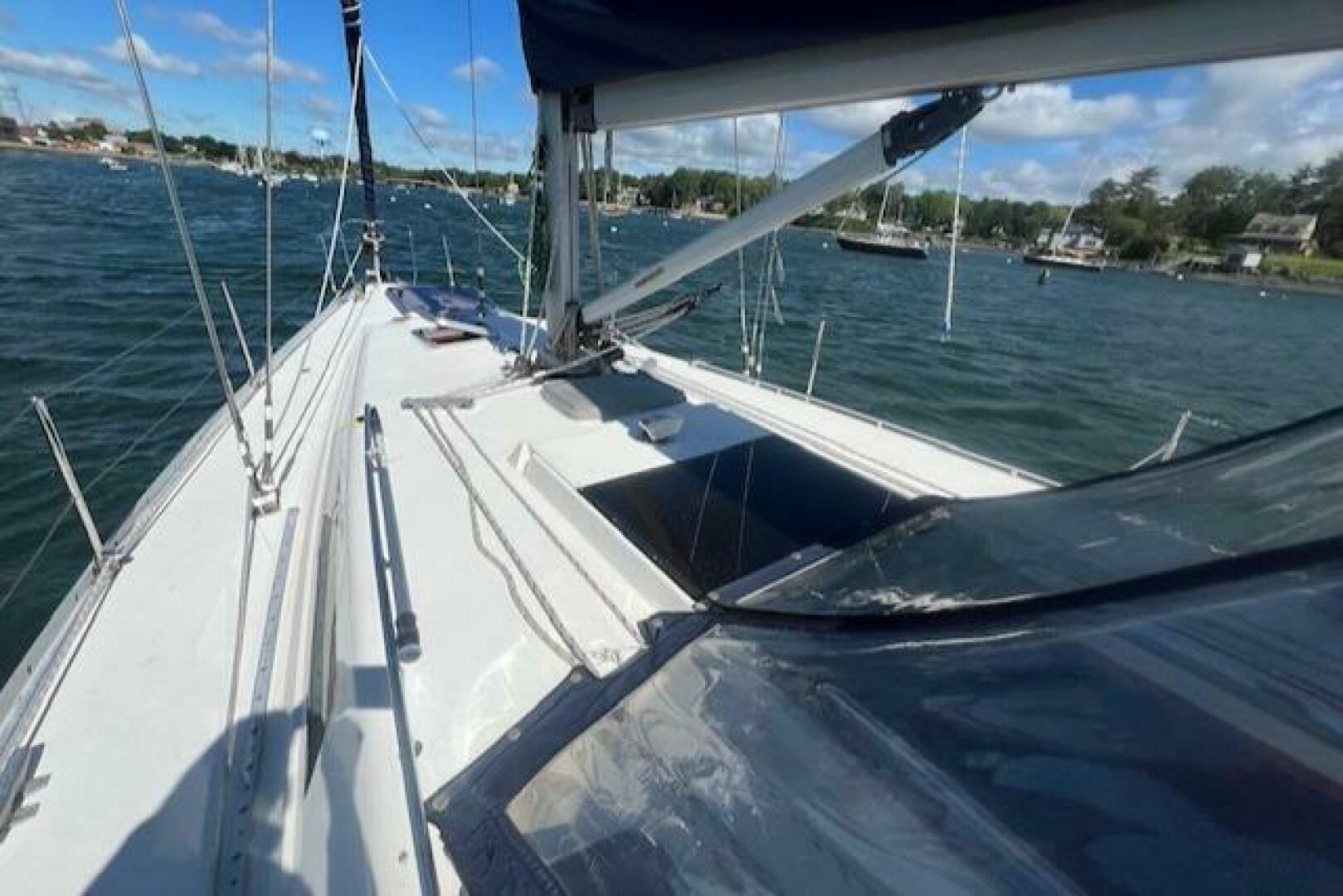 Slide: The Image of CS Canadian Sailcraft 40' Sloop 2001 - 5144970