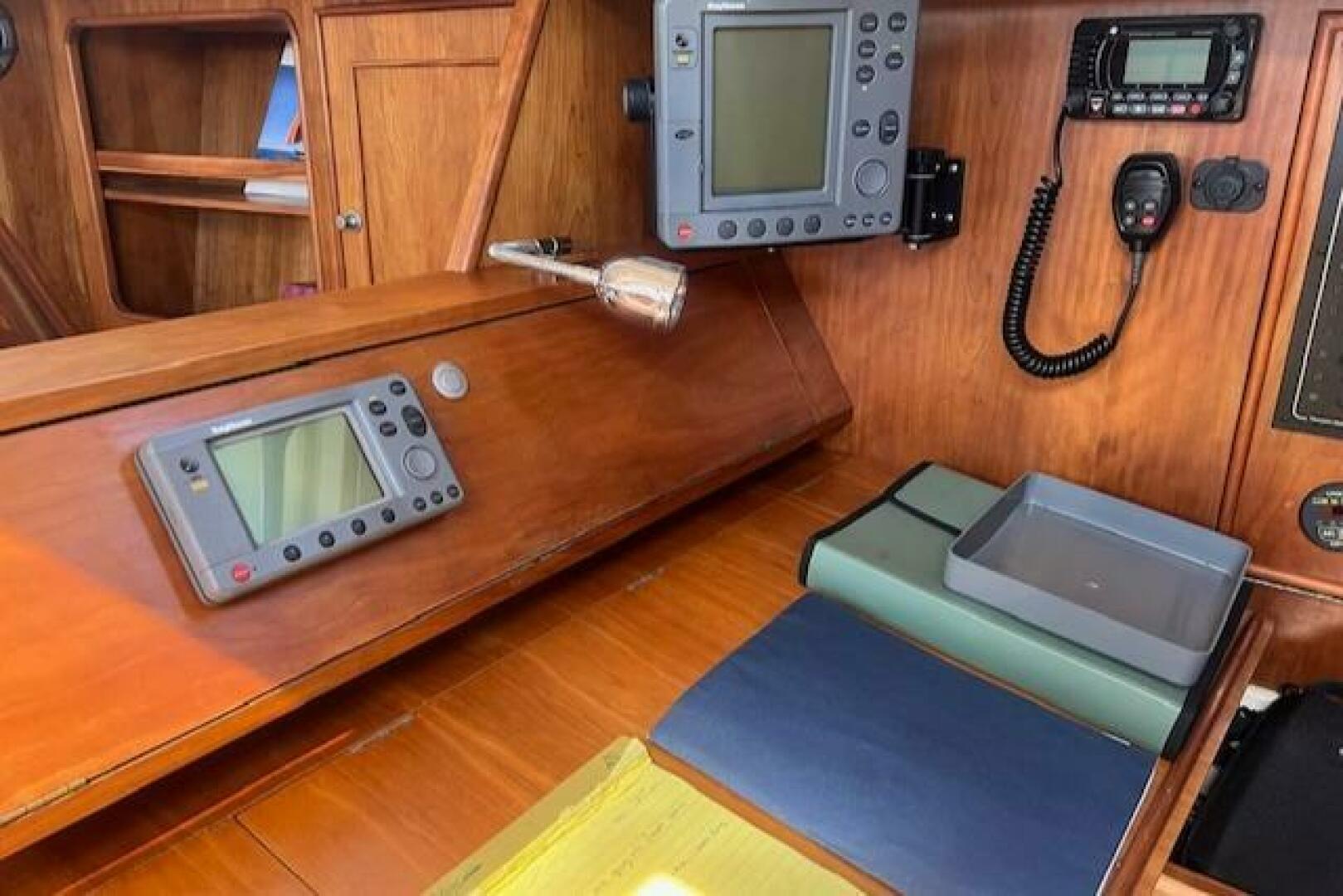 Slide: The Image of CS Canadian Sailcraft 40' Sloop 2001 - 5144972