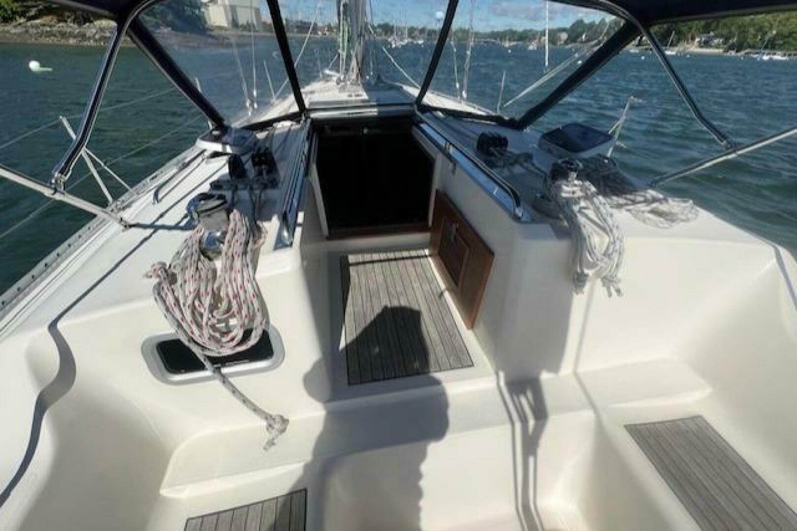 Slide: The Image of CS Canadian Sailcraft 40' Sloop 2001 - 5144973