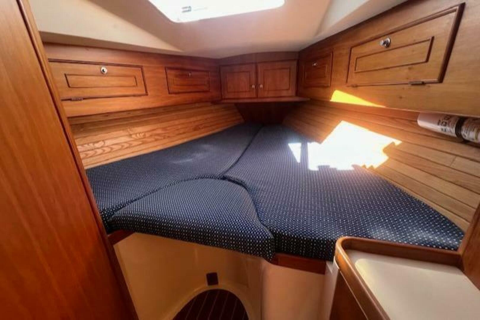Slide: The Image of CS Canadian Sailcraft 40' Sloop 2001 - 5144979