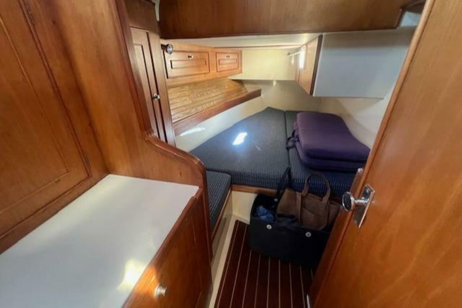Slide: The Image of CS Canadian Sailcraft 40' Sloop 2001 - 5144982