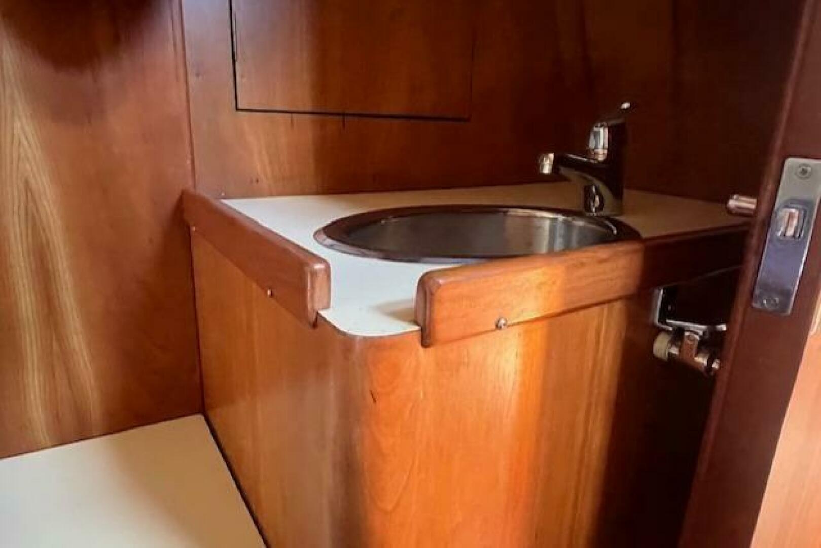 Slide: The Image of CS Canadian Sailcraft 40' Sloop 2001 - 5144983