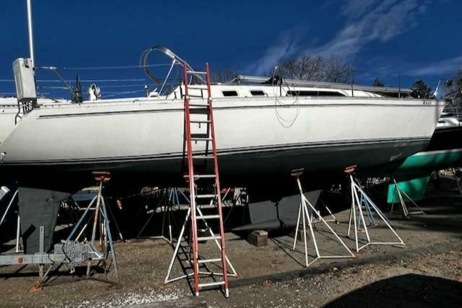 Slide: The Image of CS Canadian Sailcraft 40' Sloop 2001 - 5144961