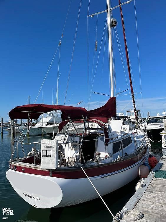 Slide: The Image of 1979 CSY 33 for sale in Montauk, NY - 1
