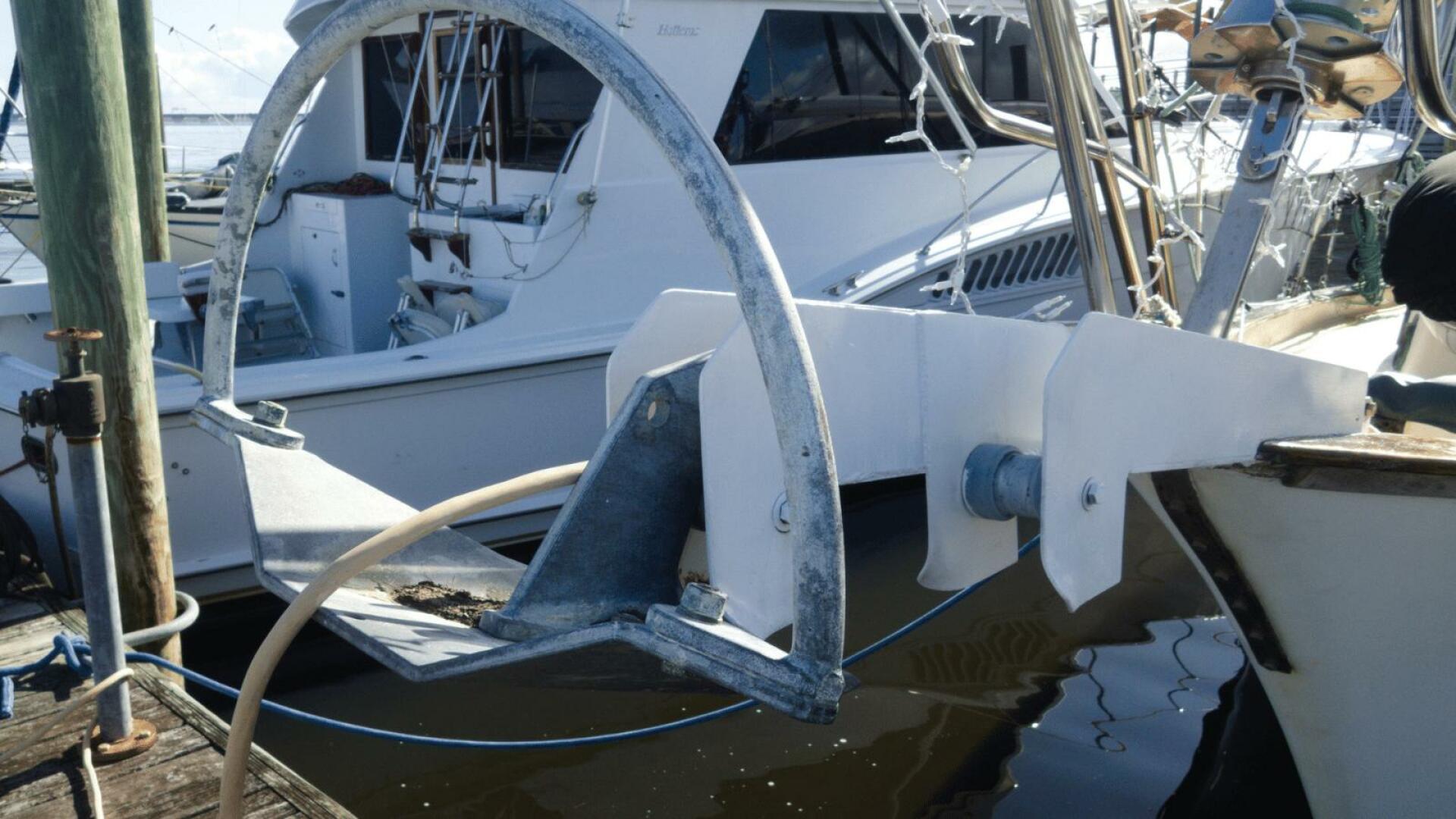 Slide: The Image of Rocna 80 Anchor - 9