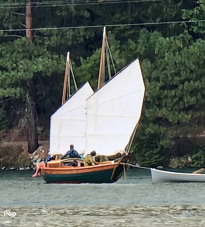 Slide: The Image of Custom 28 Junk Rig 1977 - 12843112
