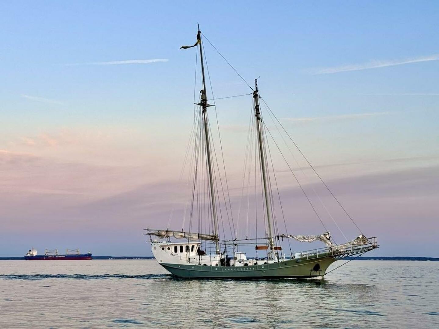 Slide: The Image of Custom 76 1989 - 5428822