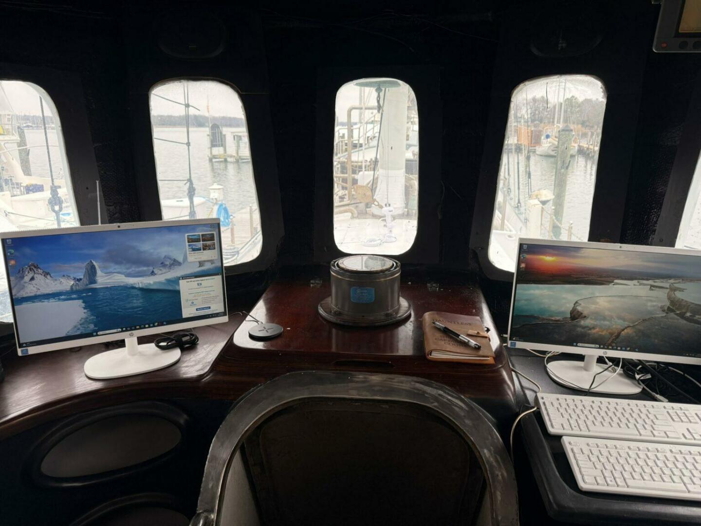 Slide: The Image of Custom 76 1989 - 5428831