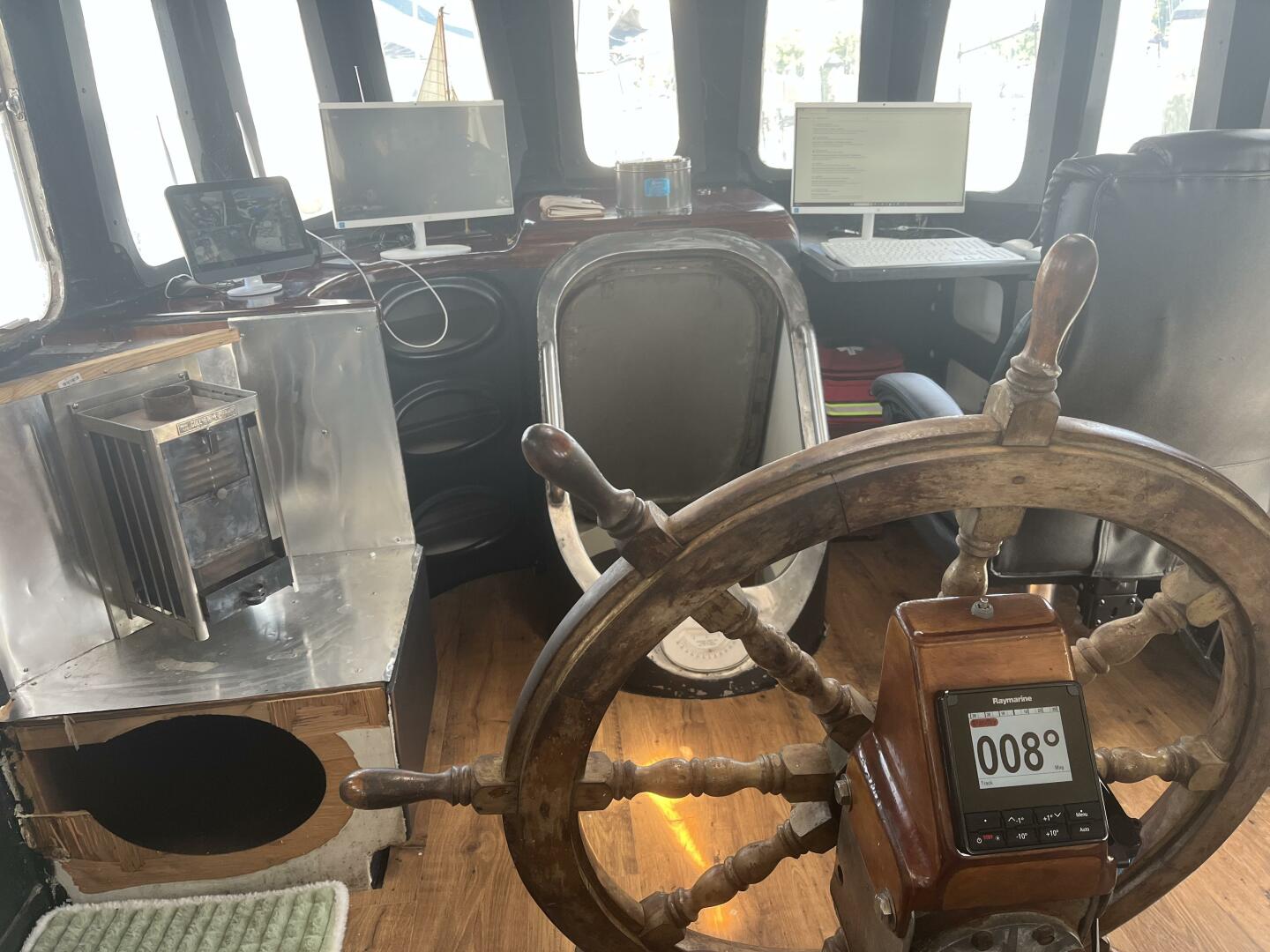 Slide: The Image of Custom 76 1989 - 5428843