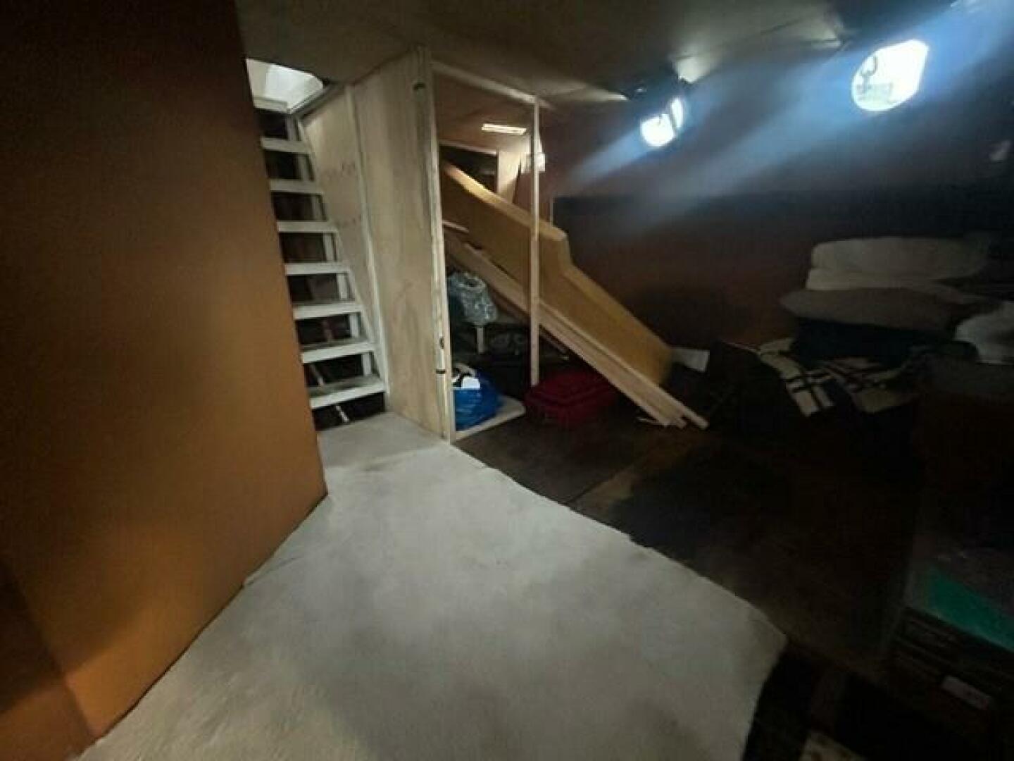 Slide: The Image of Custom 76 1989 - 5430701