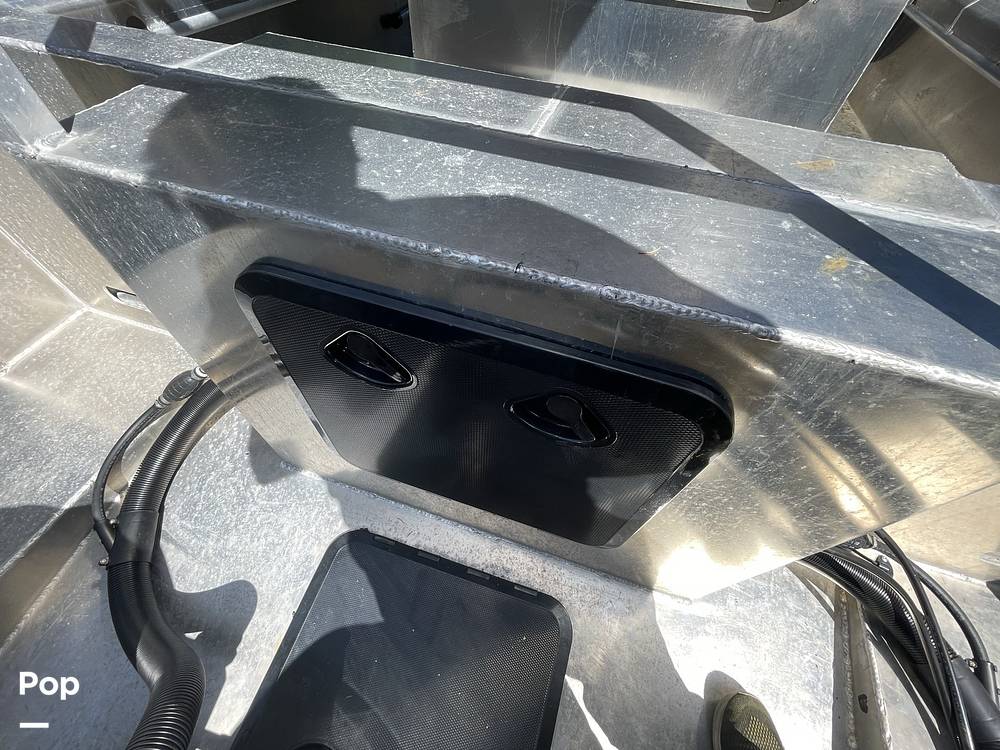 Slide: The Image of Custom Aluminum 26 2023 - 13007602