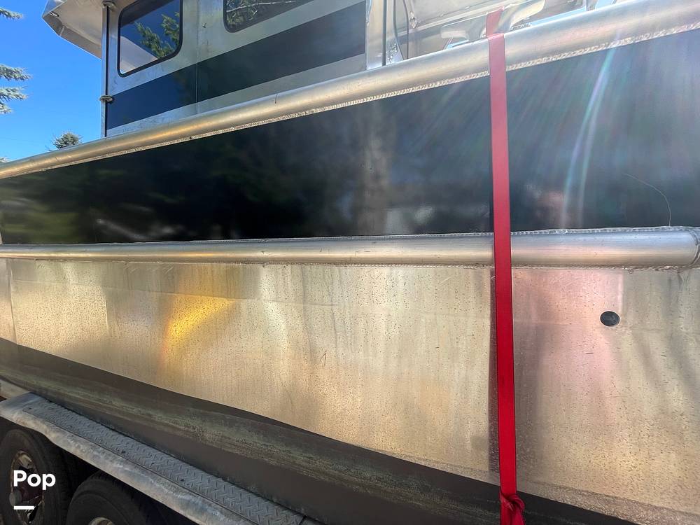 Slide: The Image of Custom Aluminum 26 2023 - 13007628