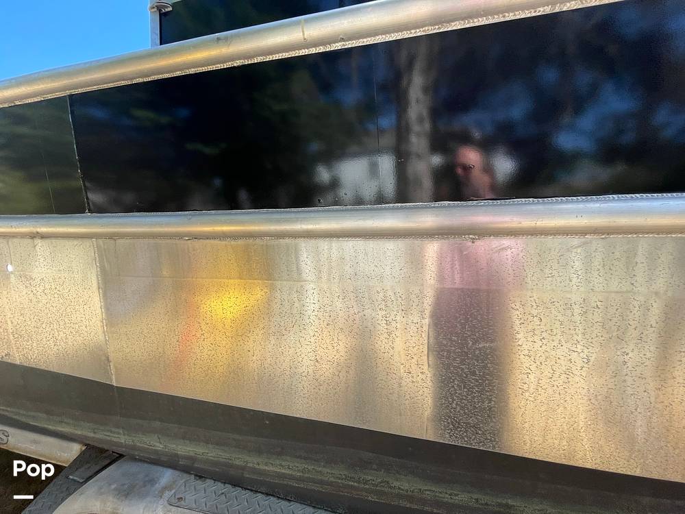 Slide: The Image of Custom Aluminum 26 2023 - 13007629