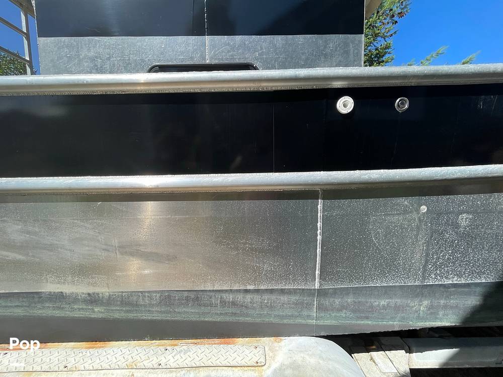 Slide: The Image of Custom Aluminum 26 2023 - 13007649