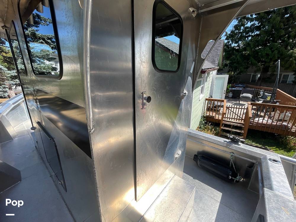 Slide: The Image of Custom Aluminum 26 2023 - 13007256