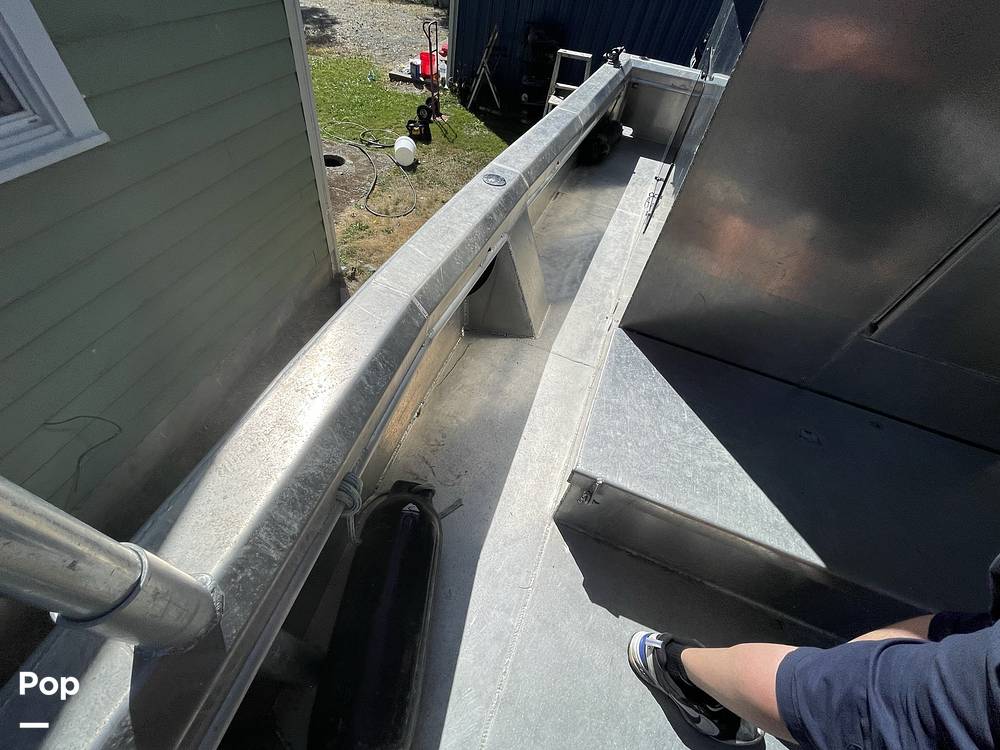 Slide: The Image of Custom Aluminum 26 2023 - 13007277