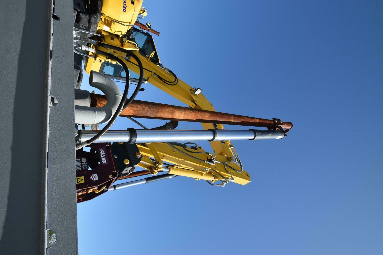 Slide: The Image of Custom Barge 2024 - 4943776