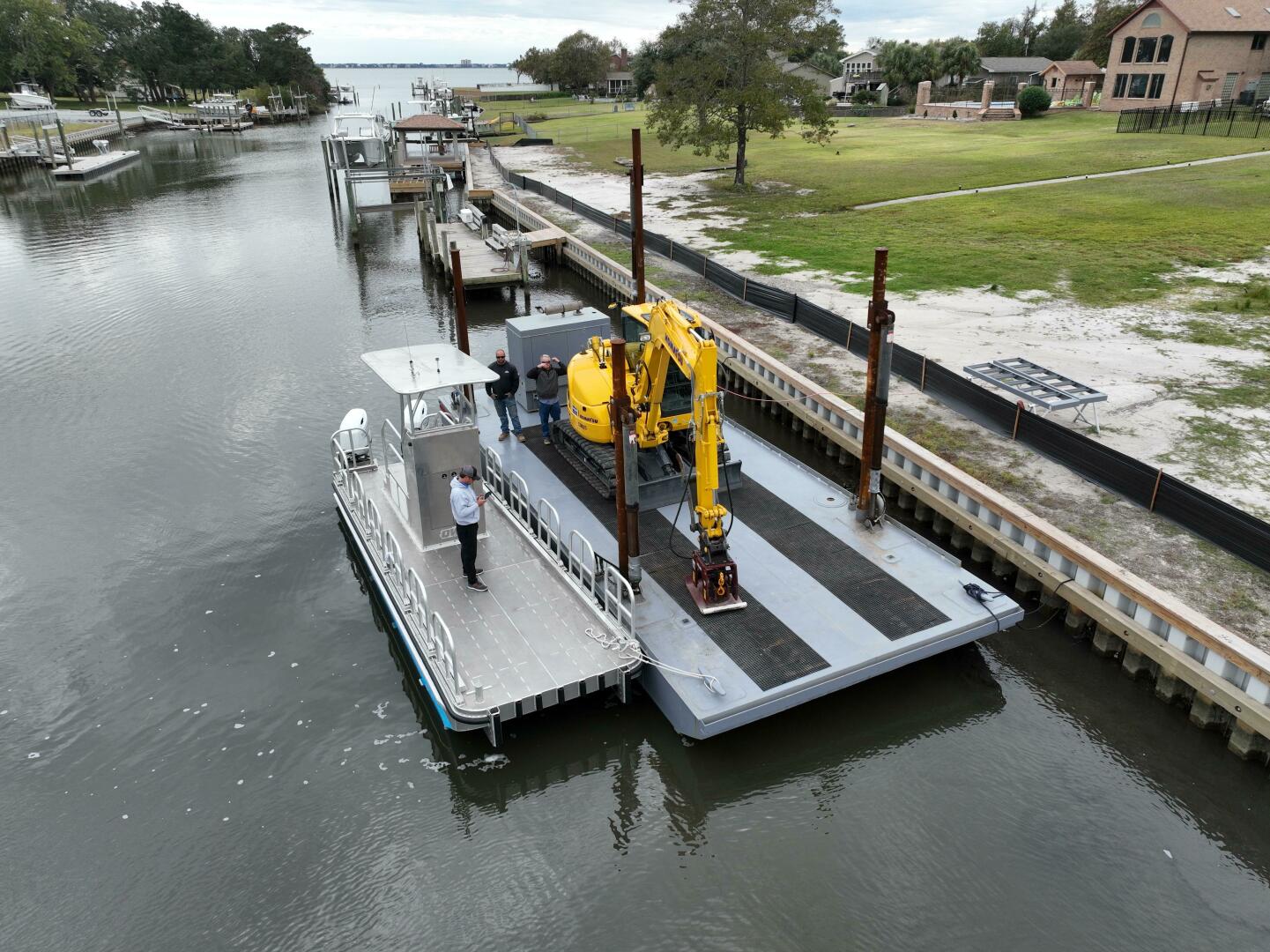 Slide: The Image of Custom Barge 2024 - 4943808