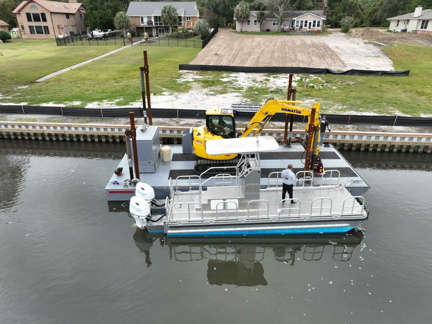 Slide: The Image of Custom Barge 2024 - 4943810