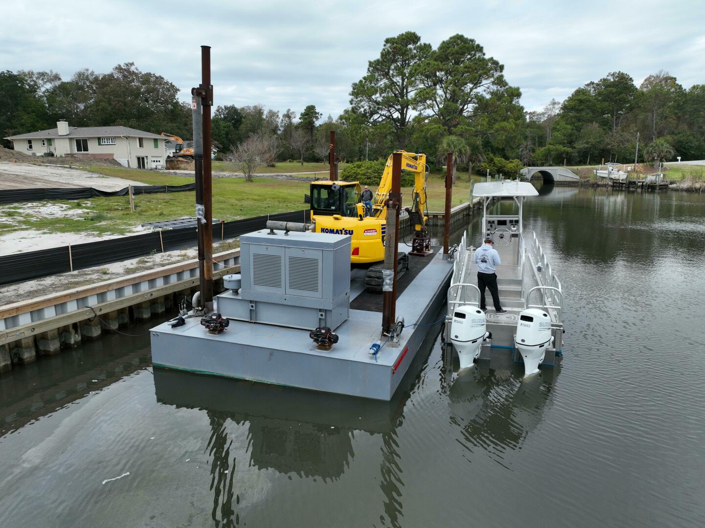 Slide: The Image of Custom Barge 2024 - 4943824