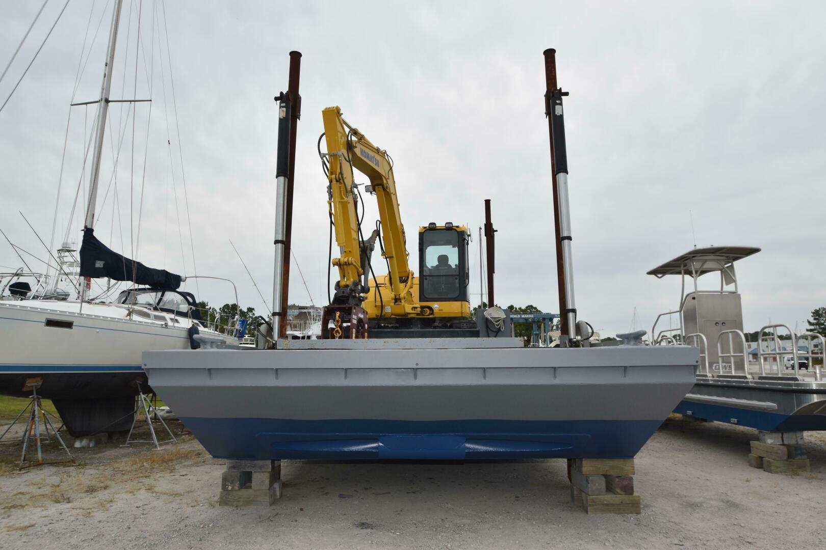 Slide: The Image of Custom Barge 2024 - 4943826