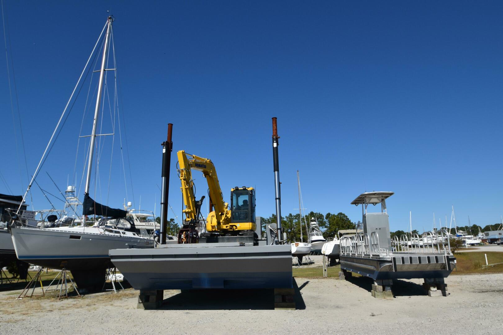 Slide: The Image of Custom Barge 2024 - 4943828