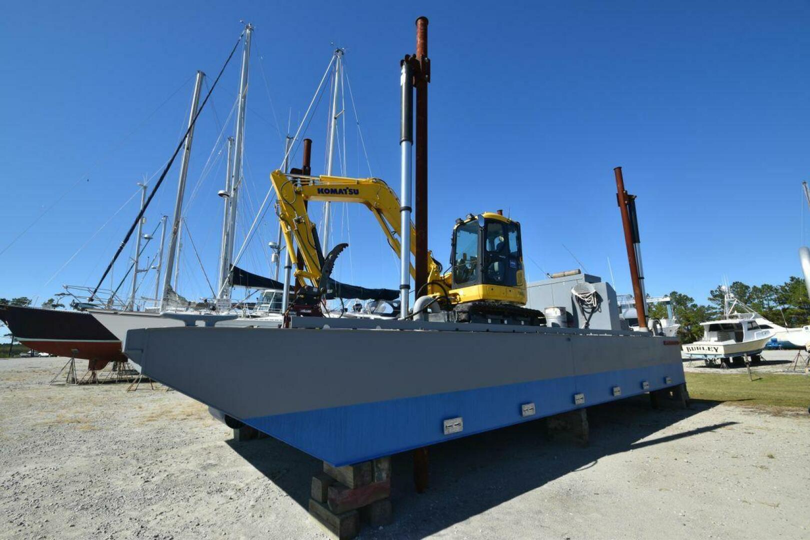 Slide: The Image of Custom Barge 2024 - 4943831