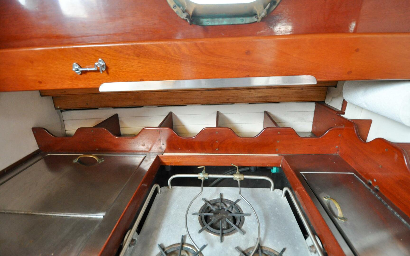 Slide: The Image of Eldridge McInnis 47 Cutter Prowess919 - 4154381