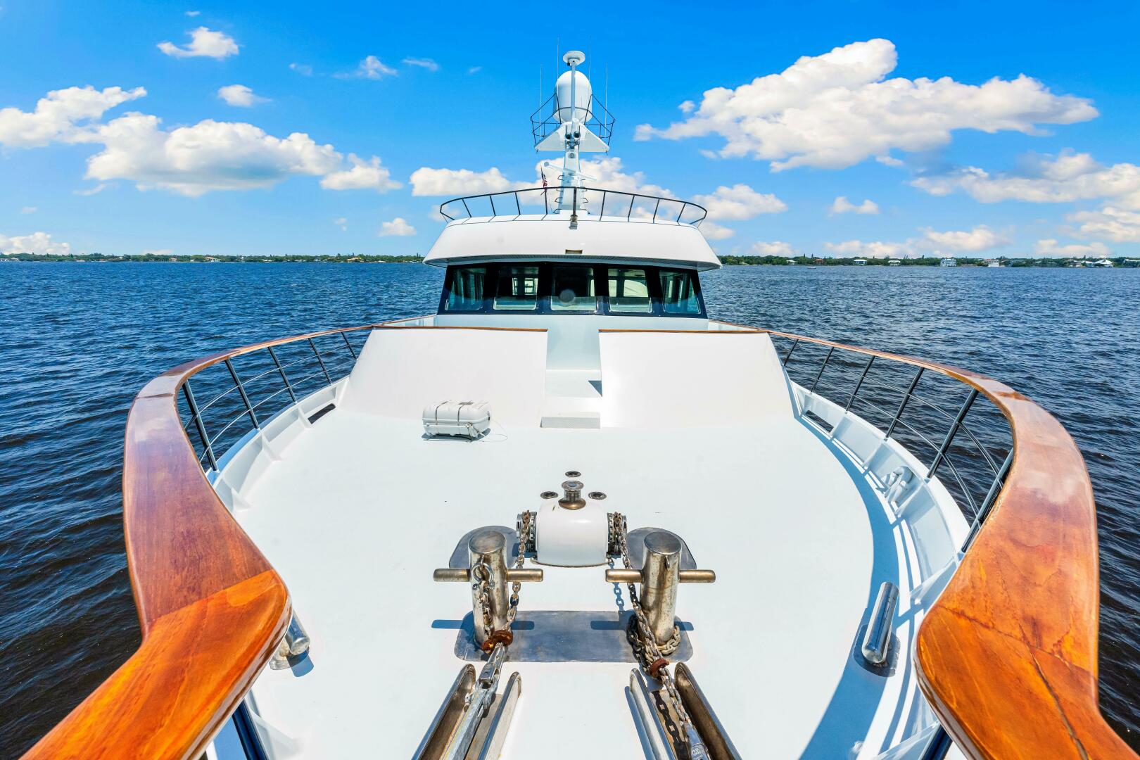 Slide: The Image of Custom Freeport Yachts - Expedition 1991 - 4868729