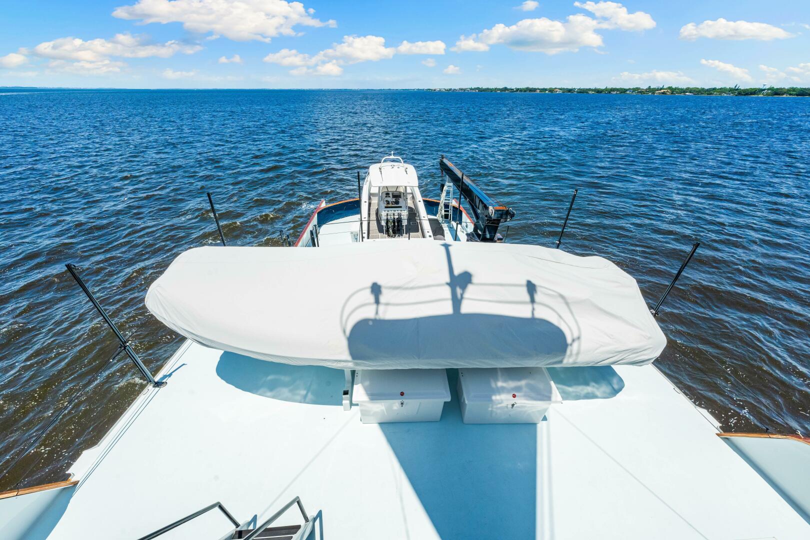 Slide: The Image of Custom Freeport Yachts - Expedition 1991 - 4868730